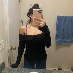 Black Long Sleeve Top😍😍
